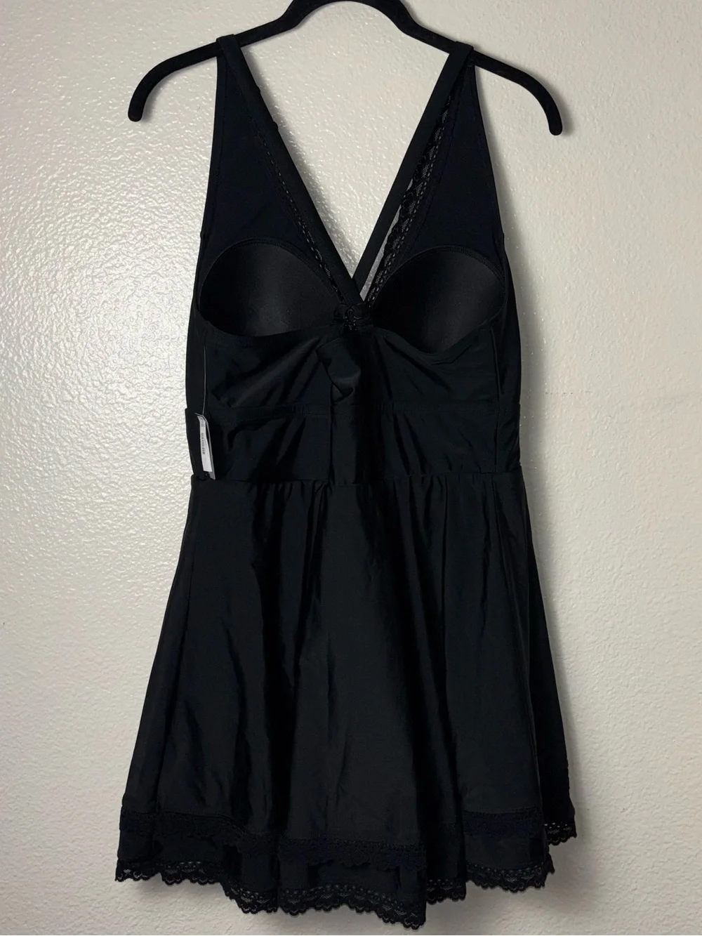 NWT TORRID Wireless Black Swim Dress with Brief woman's size 1X Deep v- neckline - Picture 12 of 16
